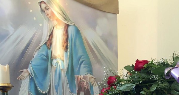 Убитую итальянским мужем украинку похоронили в Мелфи