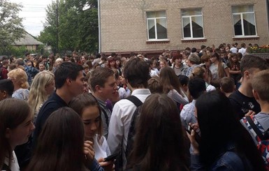Отравление в школе: число госпитализированных в Харькове выросло до 37 человек  