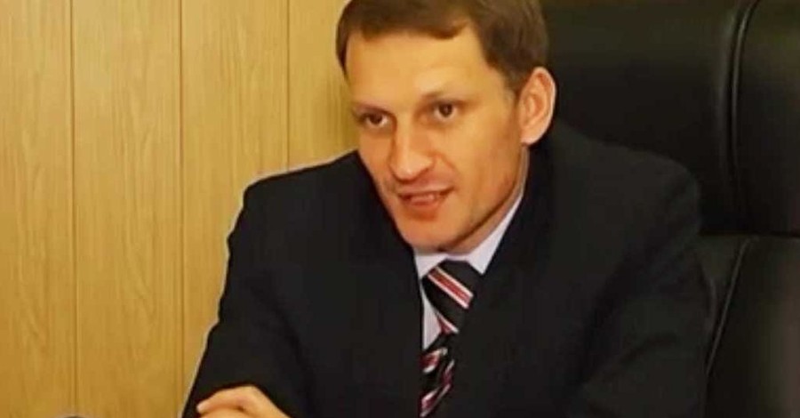 Минобразования наказало ректора сумского вуза, который послал студентов практиковаться в Крым 