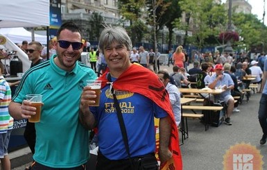 Пиво по 80 гривен, бургеры по 130: Киев накануне Финала Лиги Чемпионов