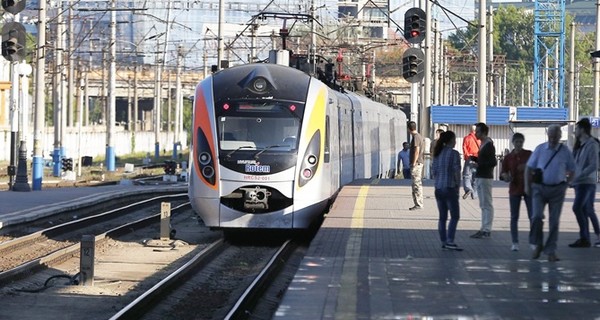 Сегодня в Украине подорожали билеты на поезда 