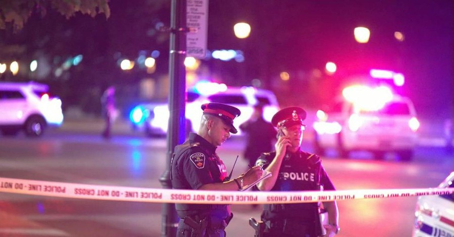 В Канаде устроили стрельбу на фестивале еды, четверо ранены