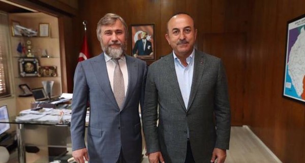 Новинский встретился с министром иностранных дел Турции