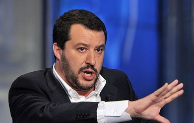 Новый глава МВД Италии призвал мигрантов 