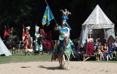 Средневековье в центре Киева: на Певческом поле состоится рыцарский турнир
