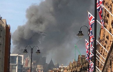 В Лондоне разгорелся крупный пожар в отеле Mandarin Oriental