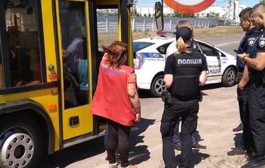 Киевская полиция устроила погоню за автобусом, сбившим велосипедиста