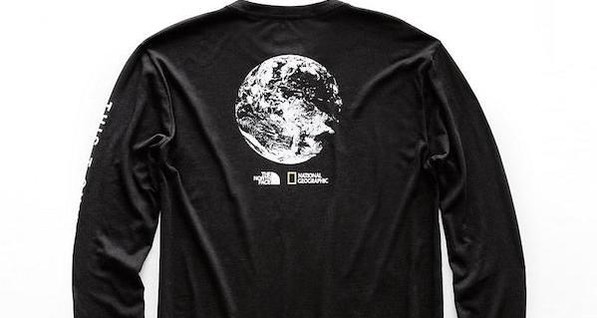 National Geographic создала футболки из переработанного мусора
