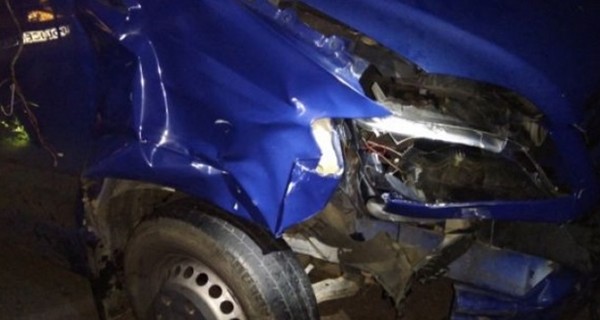 В Венгрии фургон сбил двух украинцев