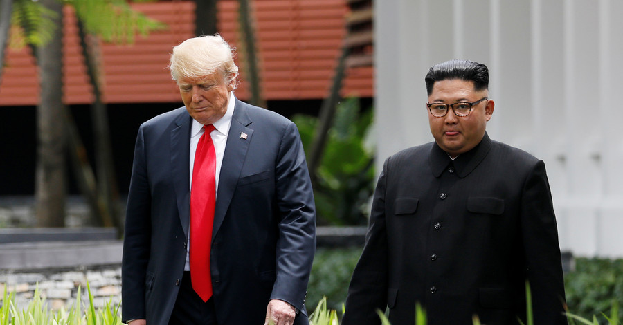 Первые итоги пятичасовой встречи Трампа и Ким Чен Ына