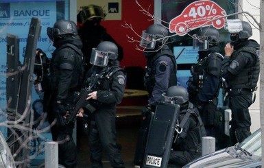 Парижская полиция задержала захватчика заложников
