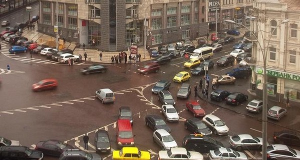 На 22 улицах Киева могут разрешить ехать 80 км/ч