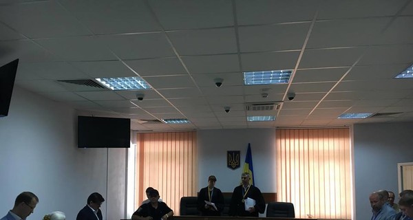 Суд по убийству Олеся Бузины снова перенесли – не смогли сформировать суд присяжных