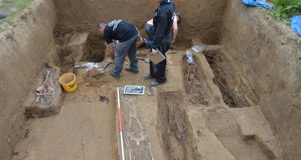 Польские эксперты на раскопках в Грушовичах: 