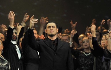 Мировые звезды оперной сцены споют на Софиевской площади