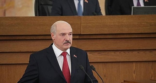 Лукашенко: в случае войны Беларусь может войти в состав другого государства
