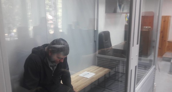 Расстрел семьи в Харькове: убитый увлекался эзотерикой и поил своего убийцу странной водой