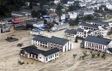 Восток Китая накрыли проливные дожди, пострадали десятки тысяч людей
