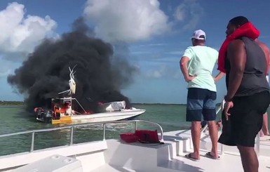 На Багамах взорвался катер с туристами 