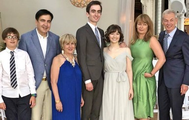 Саакашвили показал фото со свадьбы сына: 