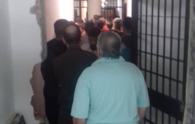 В Венесуэле политзаключенные захватили здание тюрьмы 