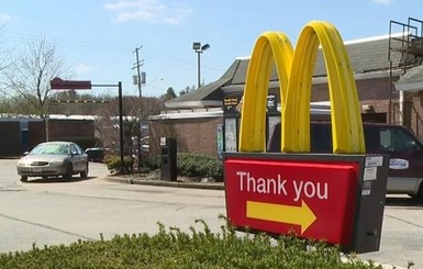 В США 105 людей могли отравиться в МакДональдс