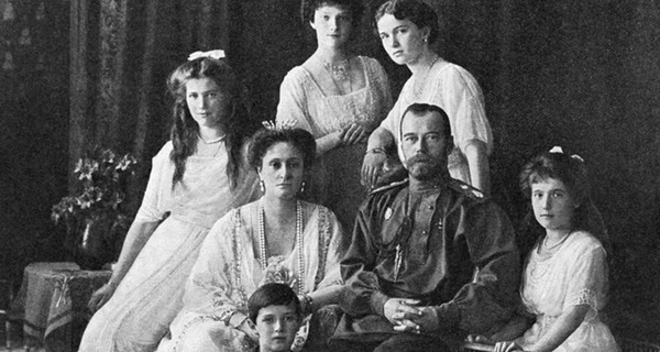 Экспертиза подтвердила подлинность останков семьи Николая II, найденных в Екатеринбурге