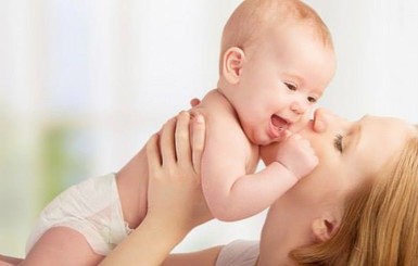 Луценко назвал суррогатное материнство в Украине 