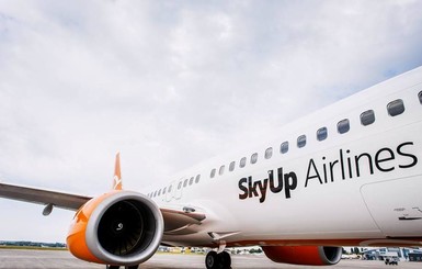 SkyUp отменил 8 авиарейсов из Львова и Египта