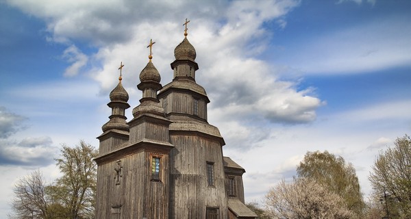 Под Черниговом спасают церковь, в которой снимали фильм 