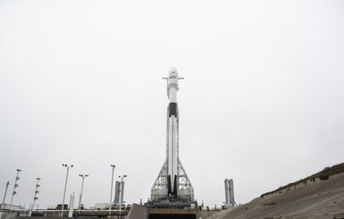Илон Маск запустил очередную ракету в Калифорнии