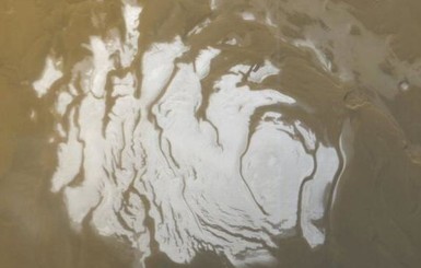 Ученые обнаружили на Марсе озеро с водой