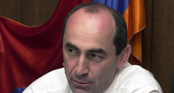 Суд арестовал экс-президента Армении Роберта Кочаряна