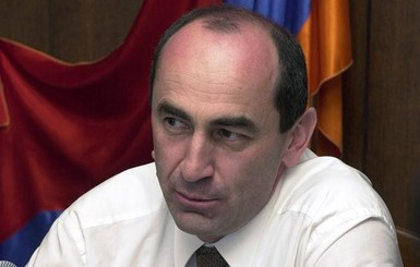 Суд арестовал экс-президента Армении Роберта Кочаряна