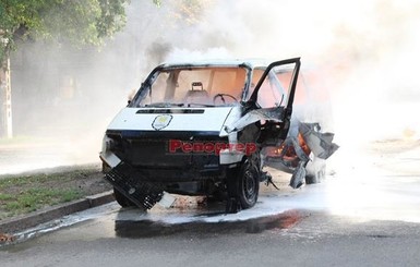 В Днепропетровской области взорвался микроавтобус с депутатом