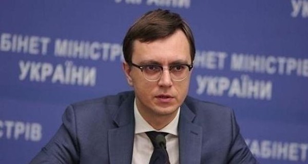 Министр Омелян решил перекрыть убытки в Азовском море убытками от запрета поездов в РФ