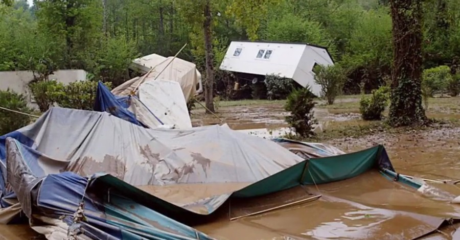 Сильные ливни во Франции спровоцировали наводнение, эвакуированы 1600 человек  