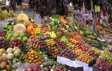 Супрун развенчала популярные мифы о фруктах: когда и сколько есть