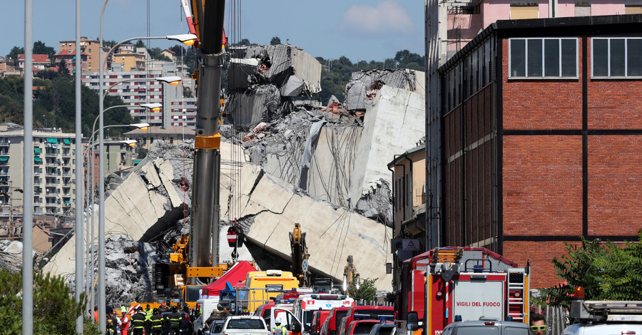 Трагедия с мостом в Италии: в больницу попали двое украинцев