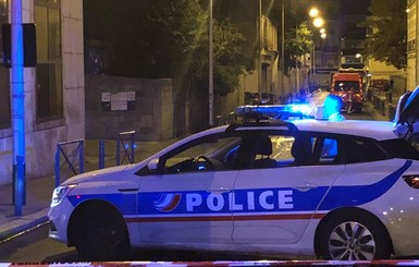 В пригороде Парижа произошел пожар, пострадали более 20 человек