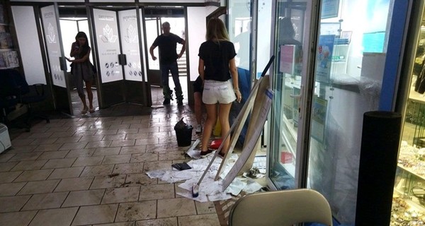 После дождичка в четверг: в Киеве проверят торговые центры на возможность наводнения