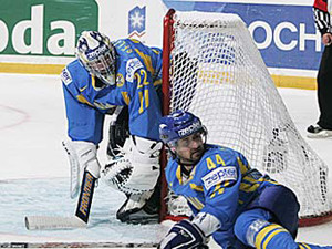 Сборная Украины побеждает на Чемпионате мира по хоккею 
