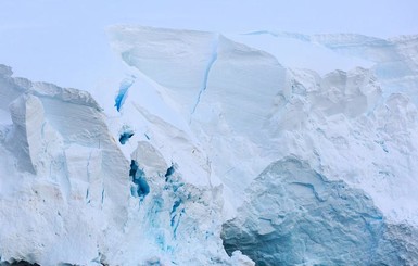 В Гренландии тает самый старый ледник