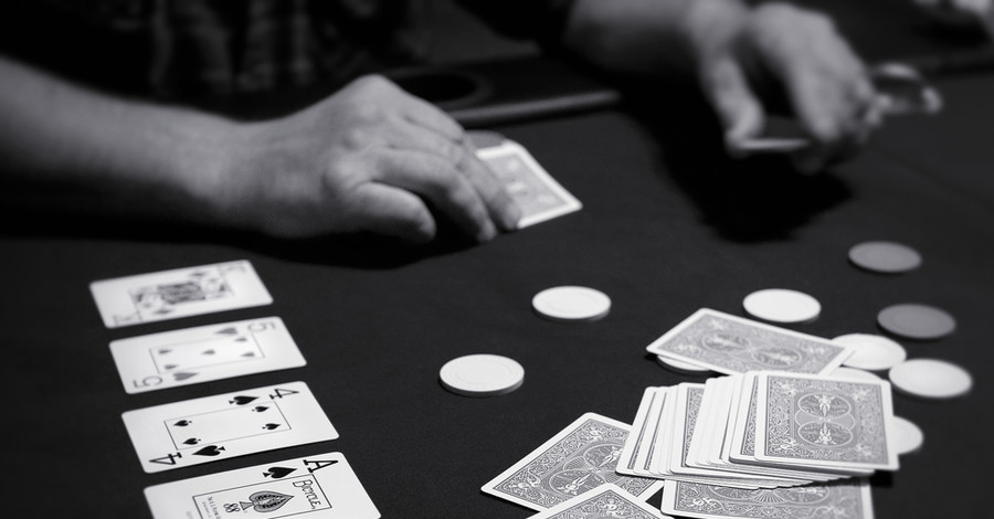 В Украине покер стал официальным видом спорта