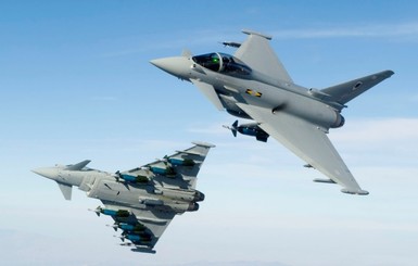 Британская и российская авиация снова пересеклась в небе над Черным морем