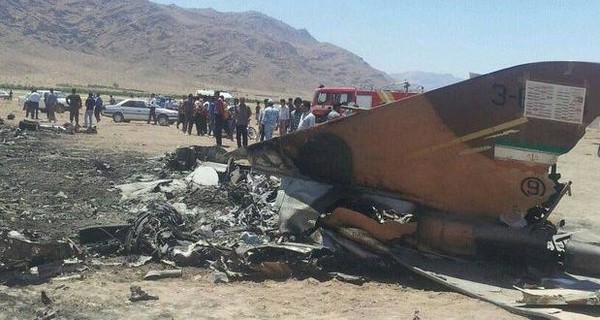 В Иране разбился истребитель, погиб полковник ВВС