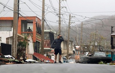 В Пуэрто-Рико ураган 