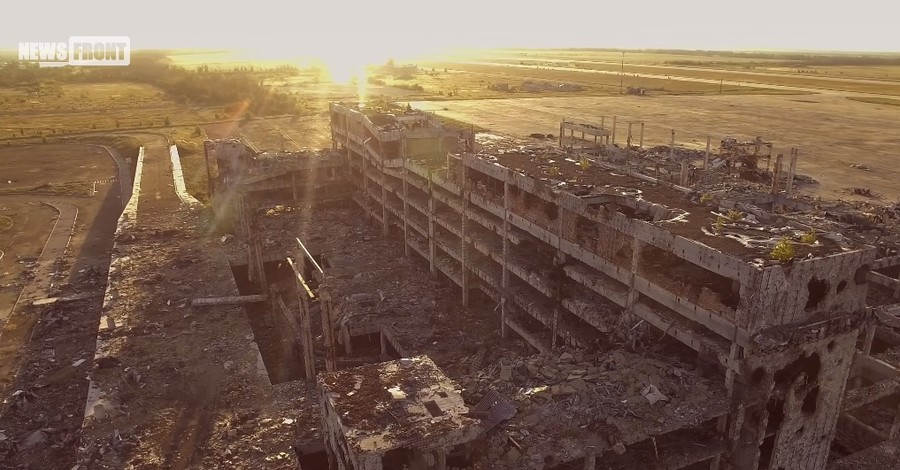 В сети появилось новое видео разрушенного Донецкого аэропорта
