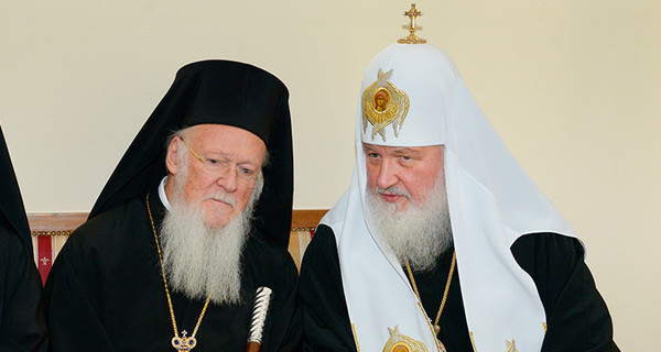 Патриархи Кирилл и Варфоломей проводят встречу в Стамбуле