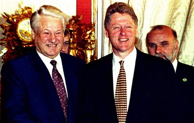 Ельцин предупреждал Клинтона о желании коммунистов забрать Крым
